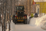 Дорожники бросили все силы на борьбу с последствиями снегопада