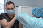 В Муравленко продолжается вакцинация от коронавируса