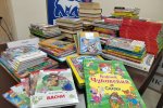 Больше двух тысяч книг собрали муравленковцы для детей из ДНР и ЛНР