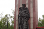 В Муравленко торжественно открыли сквер Победы