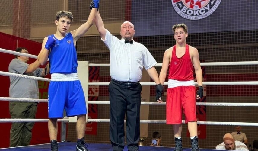 Боксёры Муравленко – победители и призёры окружного турнира