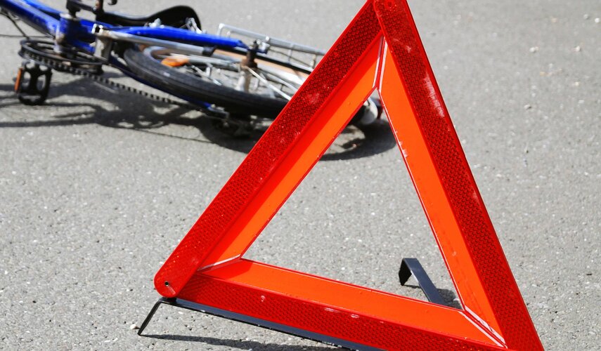 В Муравленко оштрафовали водителя за наезд на велосипедиста