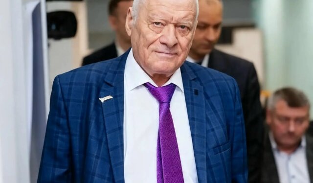 Владимир Недашковский – почётный член Общественной палаты Ямала