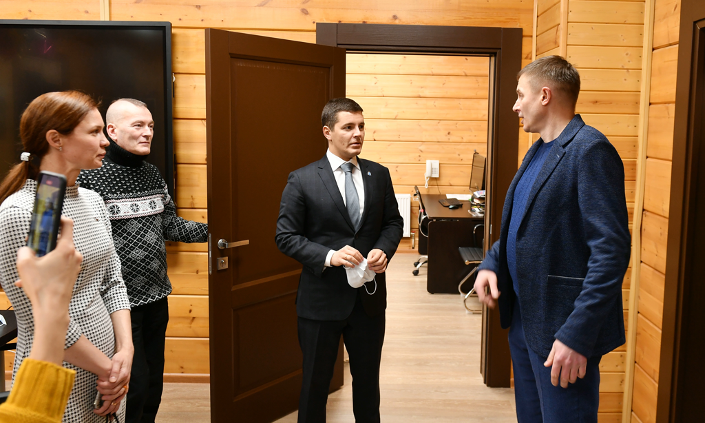 Дмитрий Артюхов обсудил с ямальскими учёными приоритетные задачи Года науки