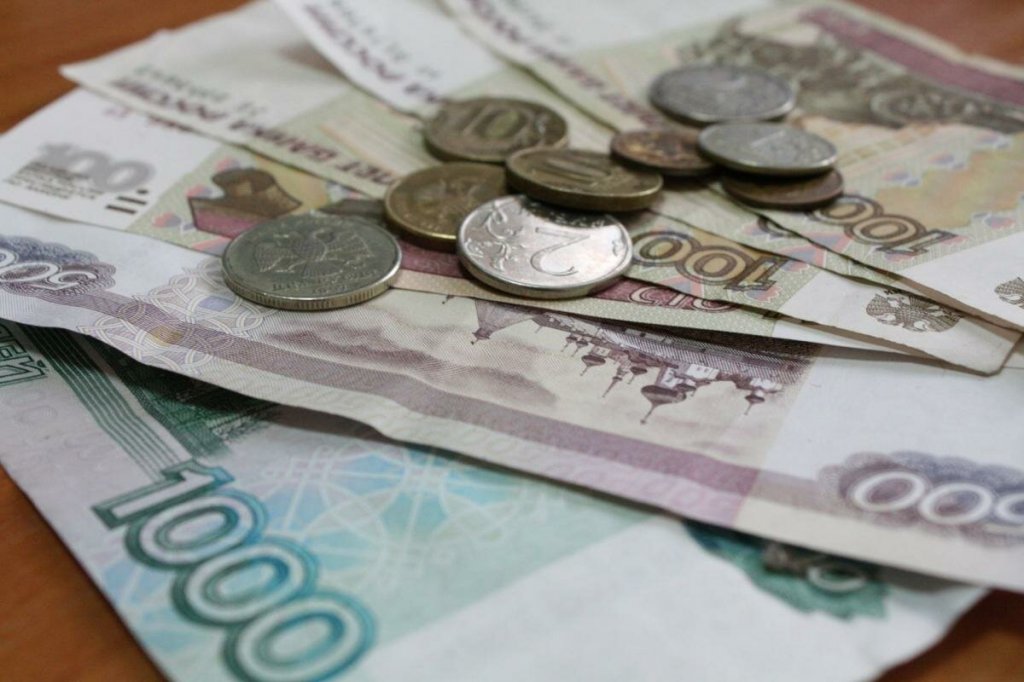 Социальные выплаты повысят с 1 февраля почти на 5%