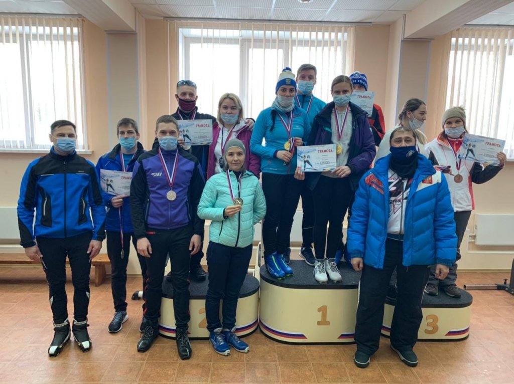 В Муравленко прошли соревнования по лыжным гонкам среди трудящихся