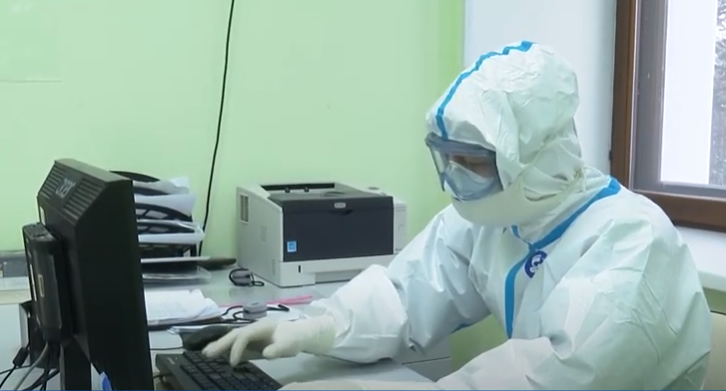 «Единая Россия» запустила акцию #СкажиСпасибоВрачам
