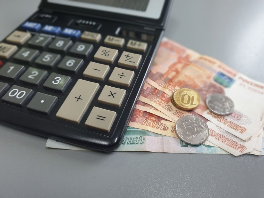 Ямальцы получат выплаты и пособия до майских праздников