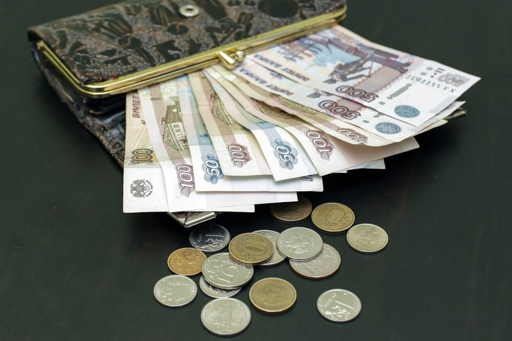 Более 50 тысяч пенсионеров ЯНАО получат выплату к 1 октября