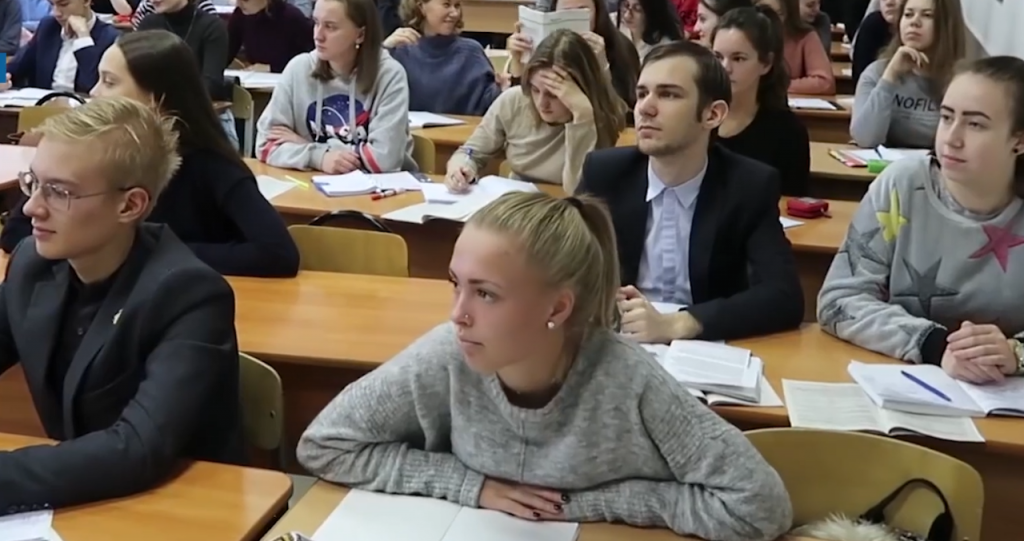 Непривитых студентов рекомендуют перевести на удалёнку