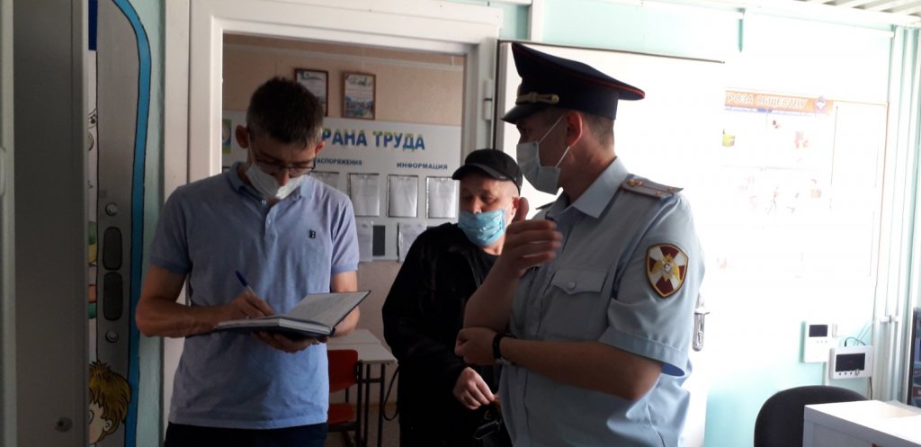 Избирательные участки города проверили на безопасность