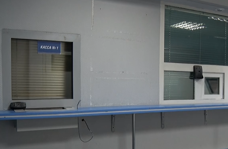 Офис «Газпром Энергосбыт Тюмень» на Ленина, 66, прекратил работу