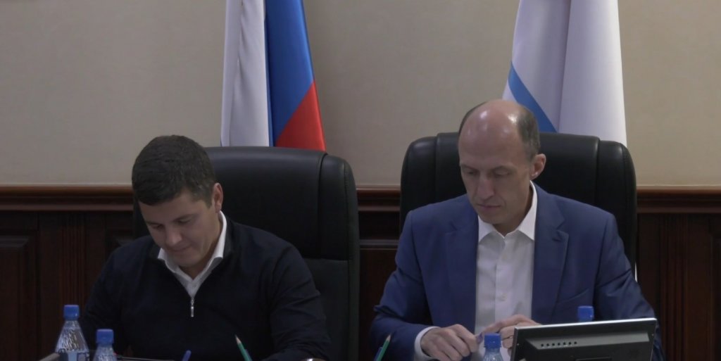 Дмитрий Артюхов и глава Республики Алтай подписали соглашение
