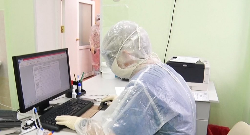 92 новых случая коронавируса выявлено в округе за сутки