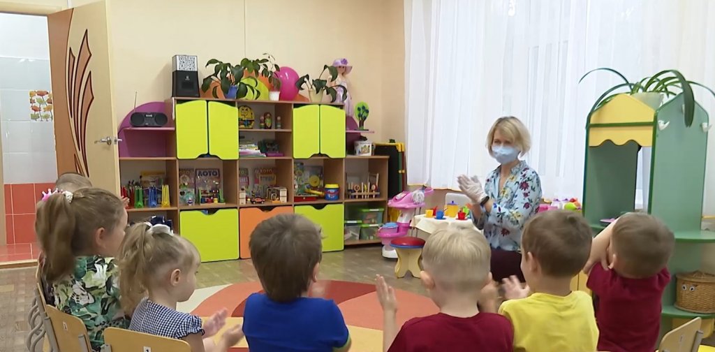 В детских садах Ямала в нерабочие дни откроют дежурные группы