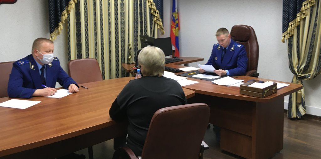 С горожанами пообщался первый заместитель прокурора Ямала