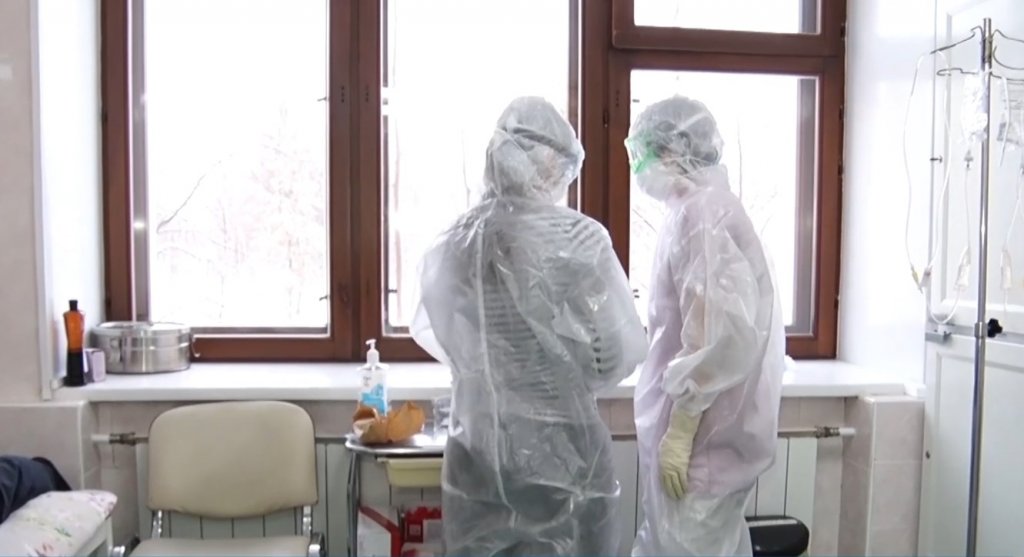 128 новых случаев коронавируса выявлено в округе за сутки