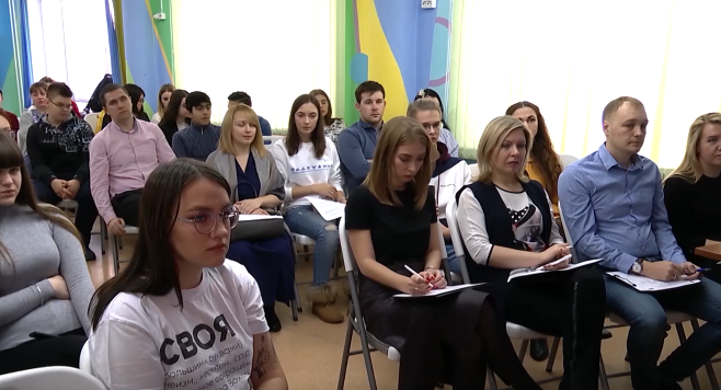 Специалистам по работе с молодёжью повысят зарплату