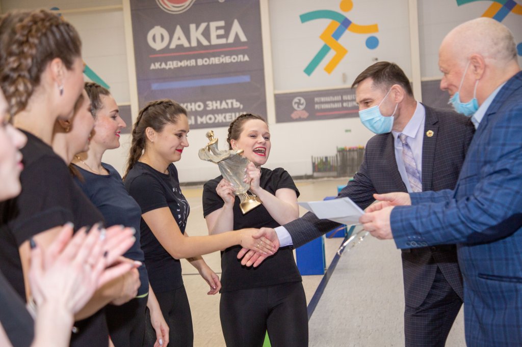 Лучшей стала команда управления физкультуры и спорта