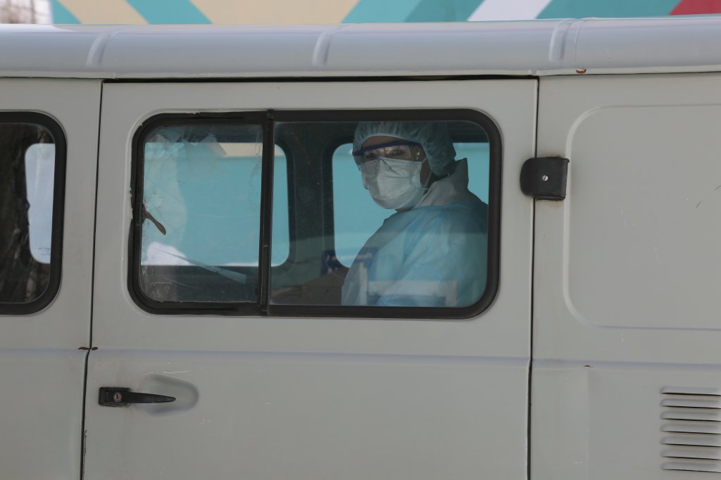 Новая волна коронавируса может накрыть Ямал в начале лета