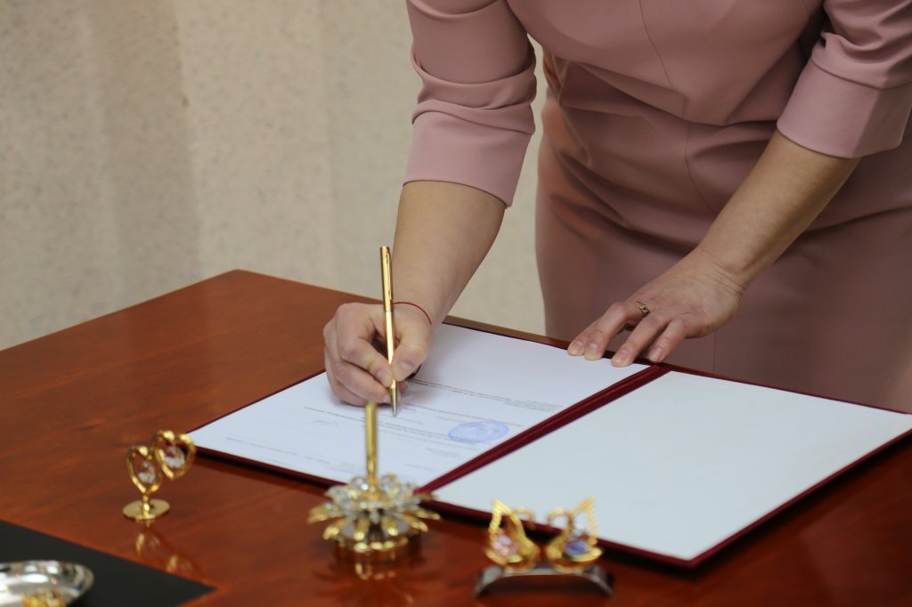 Загсы перейдут на электронный документооборот