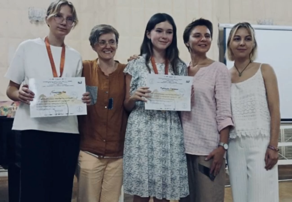 Ева Семичова прошла обучение в «Академии Должикова»
