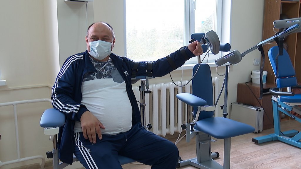 Городская больница получила новое реабилитационное оборудование