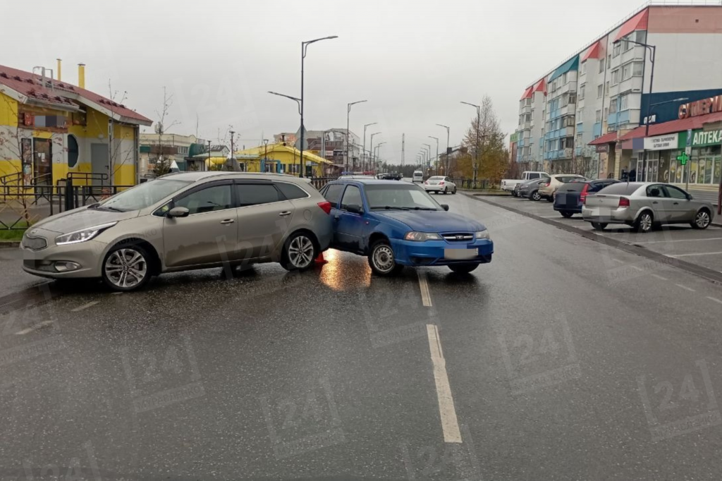 Погода в муравленко сегодня. Новости Муравленко. Несколько автомобилей с водителями.