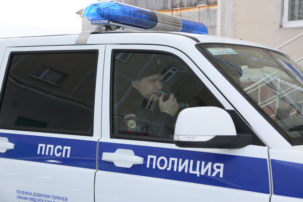 Житель Муравленко заплатит крупный штраф за драку с полицейским