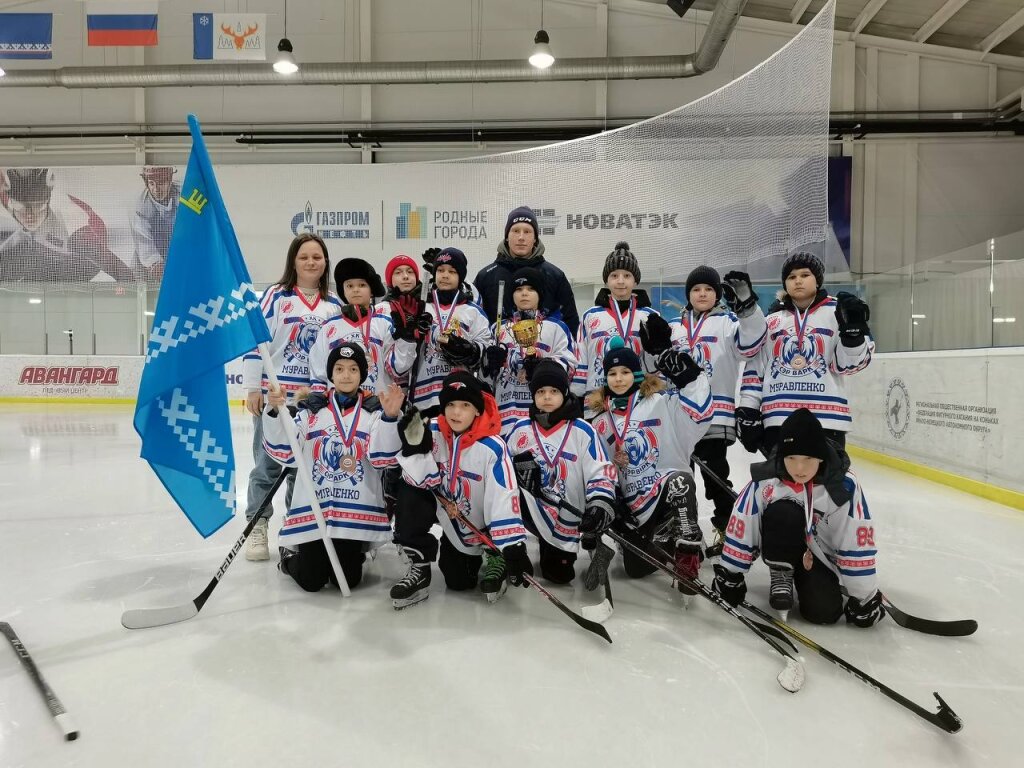 Хоккеисты города – призёры окружных соревнований
