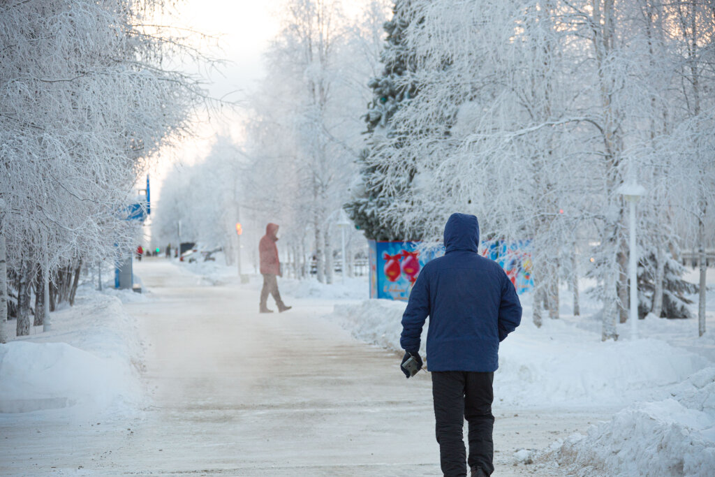 Сильный мороз 5. В Муравленко Мороз. Фотография декабря градусов. Завтра в Муравленко Мороз. Сегодня был сильный Мороз.