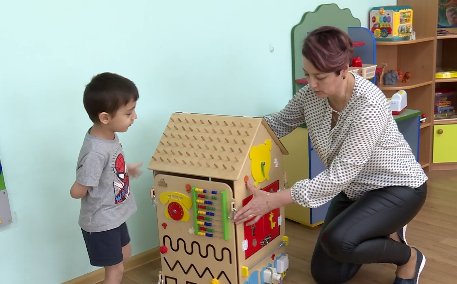 В детском саду «Теремок» закупили новое инклюзивное оборудование