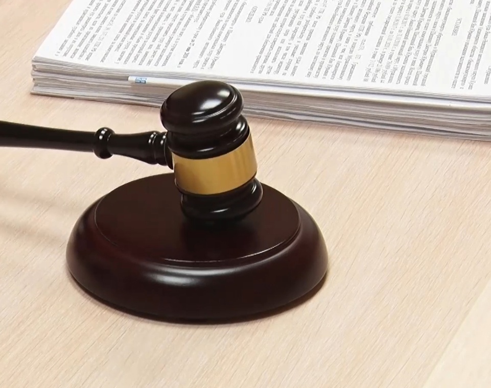 Житель Муравленко осуждён за грабёж и угрозу убийством