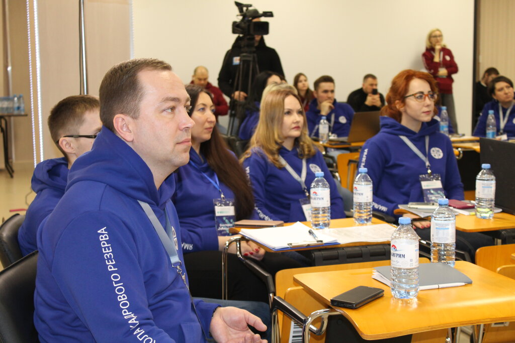 Муниципальная стажировка учеников Школы кадрового резерва завершена