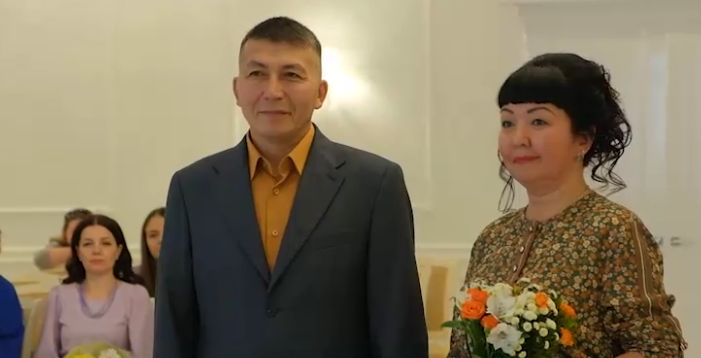 Руслан и Лилия Маматуллины отмечают серебряную свадьбу