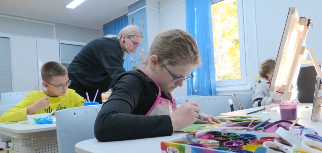 Детская художественная школа отметила 30-летний юбилей