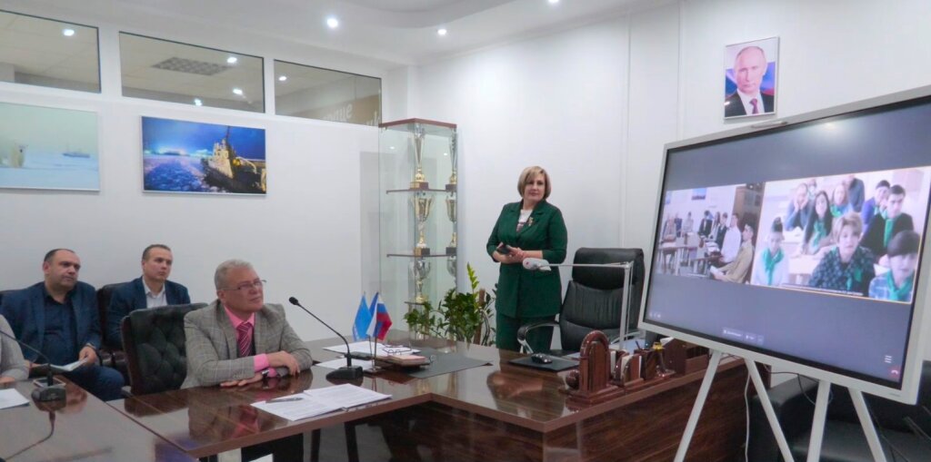 У Муравленковского колледжа появился побратим в ДНР