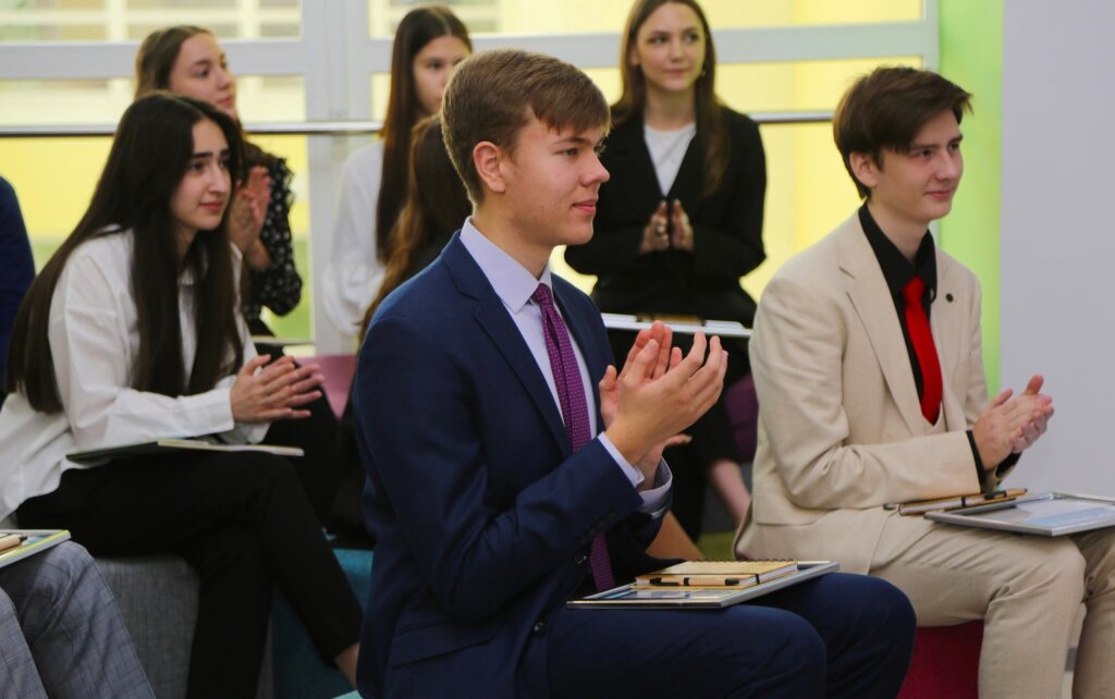 В «Сириусе» ждут юных журналистов