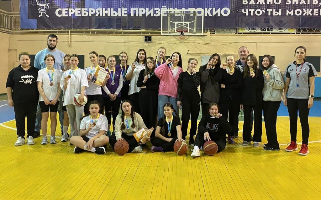 В Муравленко состоялся турнир по баскетболу среди девушек