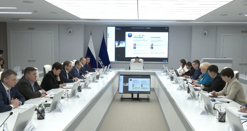 Дмитрий Артюхов провёл первое в этом году заседание правительства ЯНАО