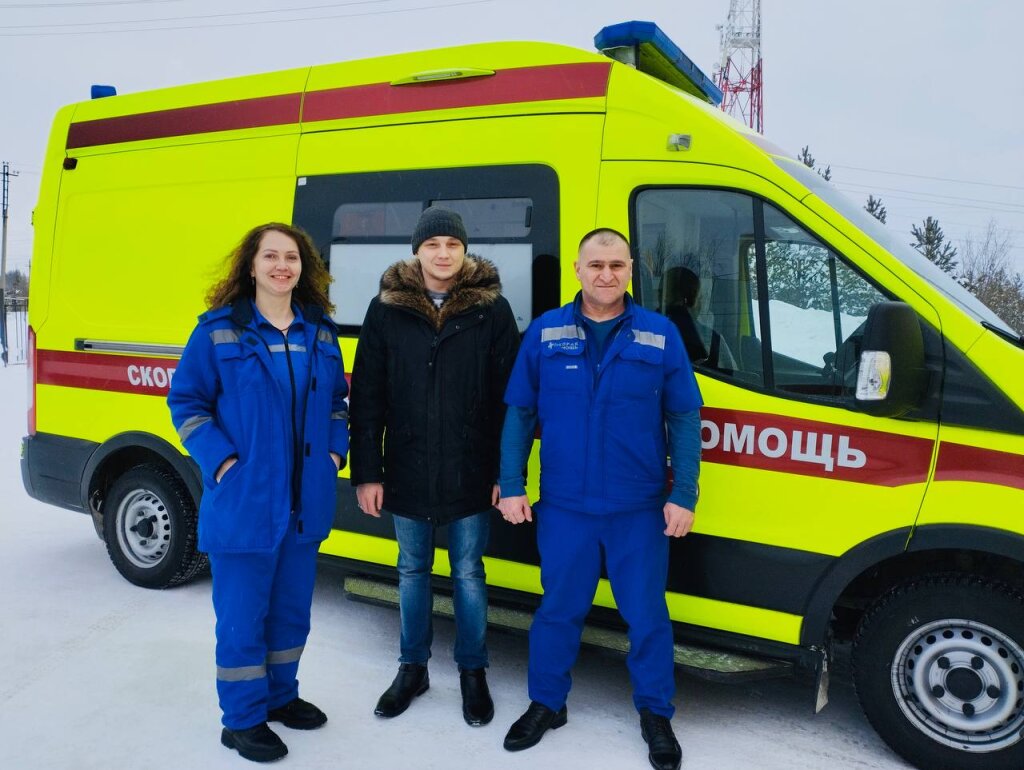Сотрудники скорой помощи спасли пациента после клинической смерти