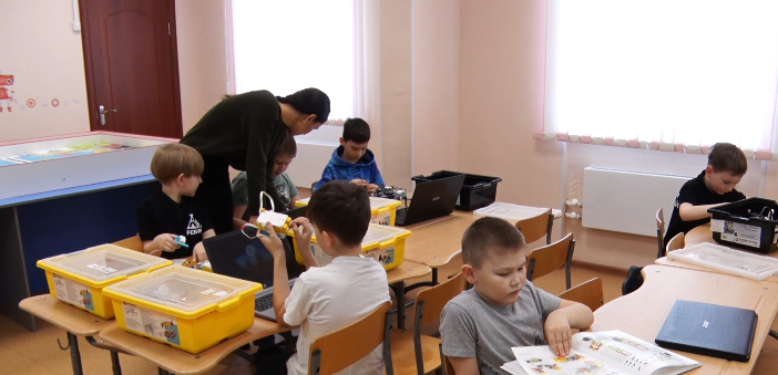 Илья Волчков и Тимофей Карабатов – победители чемпионата по робототехнике