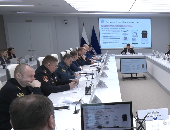 Губернатор ЯНАО провёл заседание корсовета по правопорядку