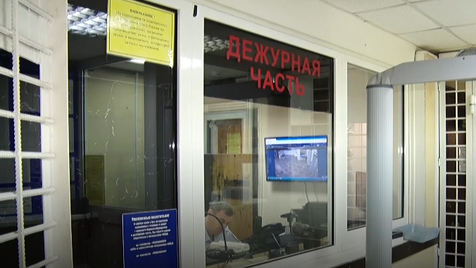 Муравленковец перевёл почти 4 миллиона рублей лжеброкерам