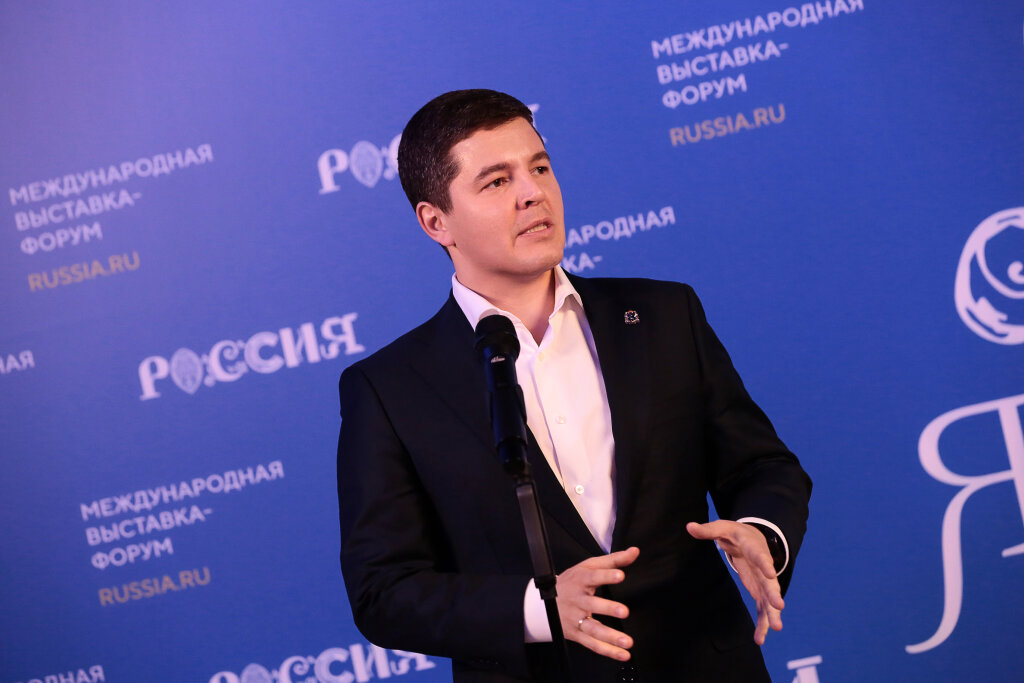 Дмитрий Артюхов возглавил обсуждение будущего нацпроекта «Молодёжь и дети»