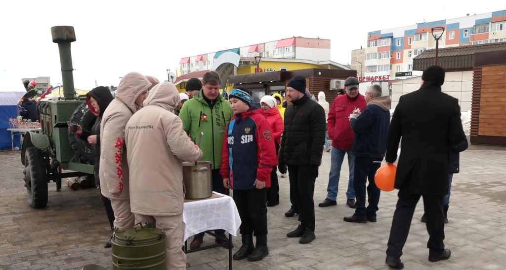 В сквере Молодёжном развернулась полевая кухня