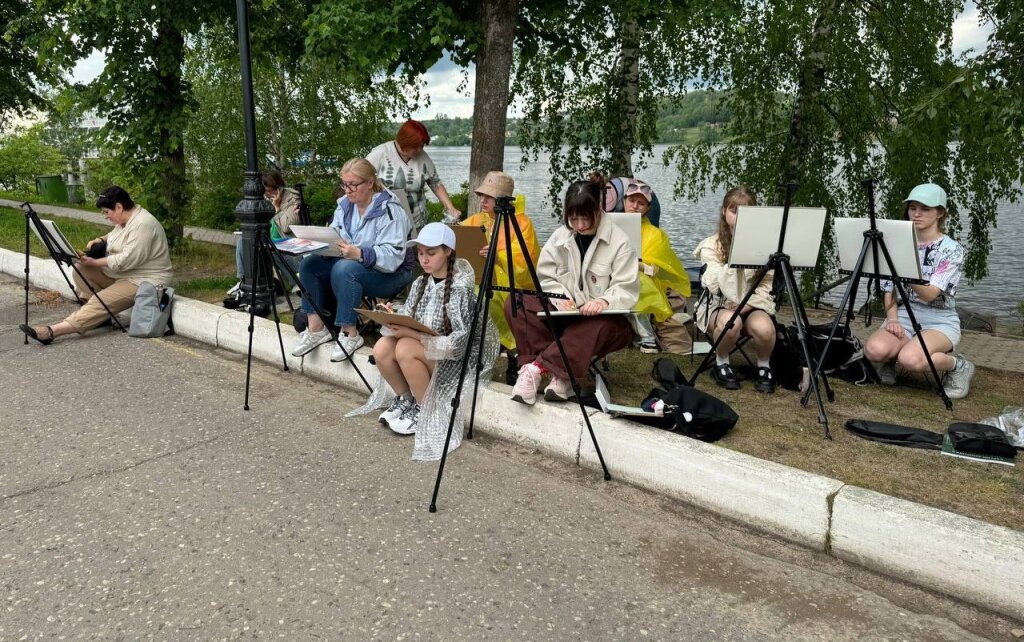 Муравленковцы постигают новые приемы и техники художественного мастерства в Ивановской области