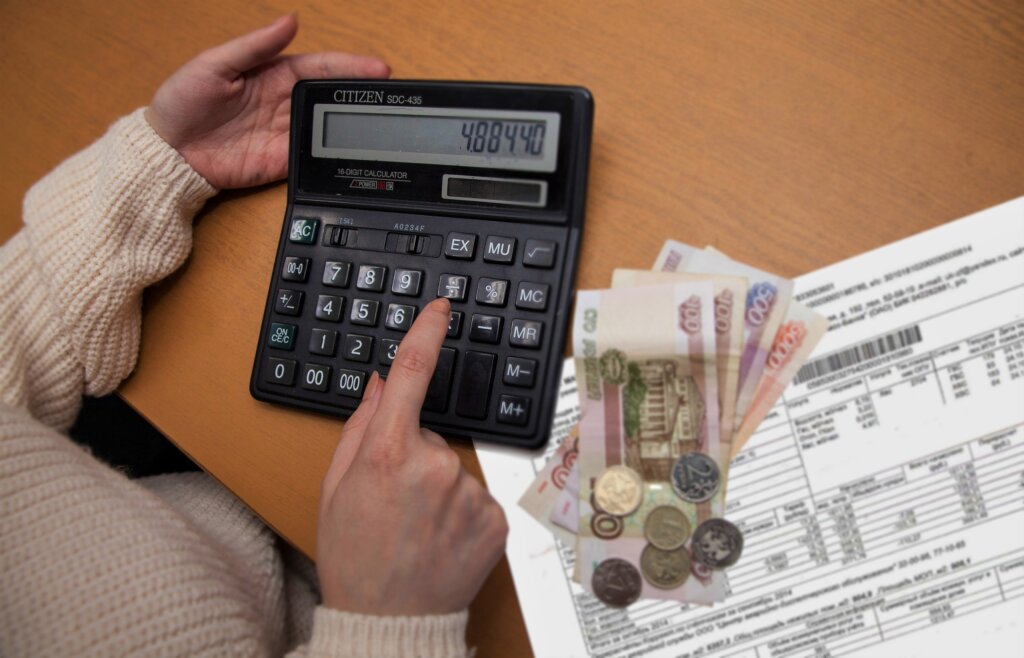 Муравленковцам рекомендуют убедиться в отсутствии задолженности за ЖКУ