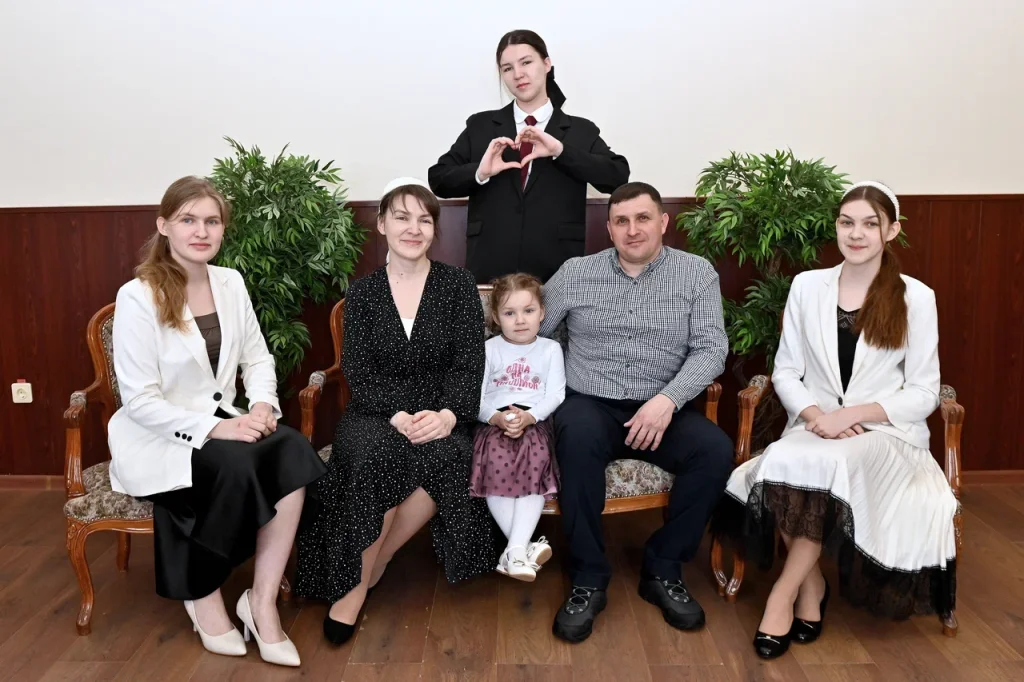 Голосуем за ямальскую семью года