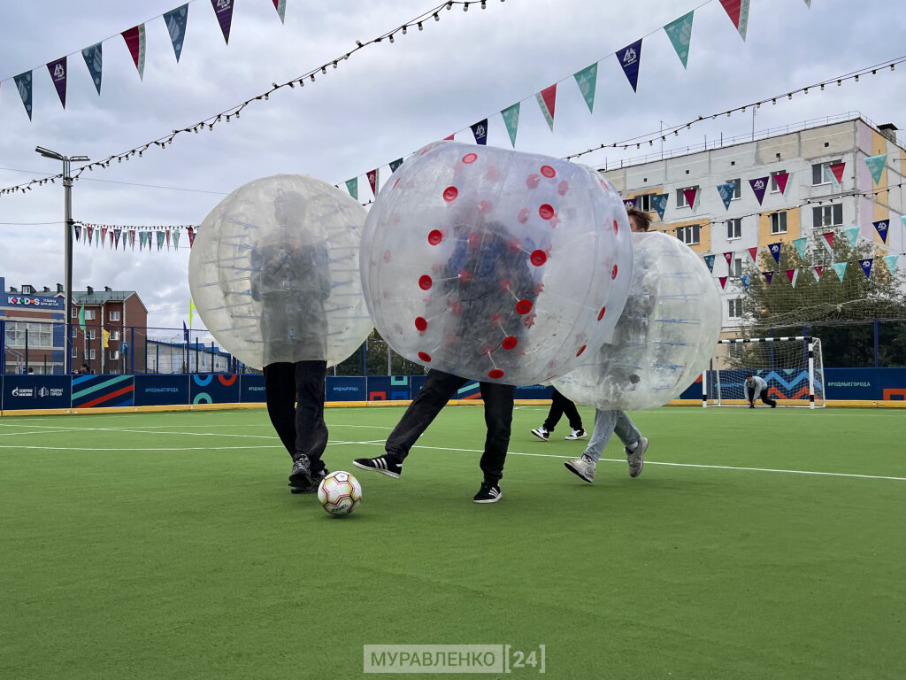 Фестиваль уличных видов спорта объединил более ста участников